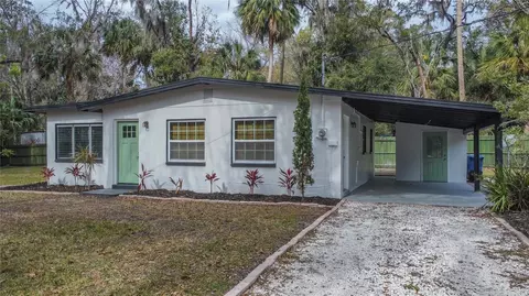 309 NW Crystal St, Crystal River, FL 34428