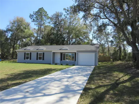 13099 NE 7 Loop, Silver Springs, FL 34488