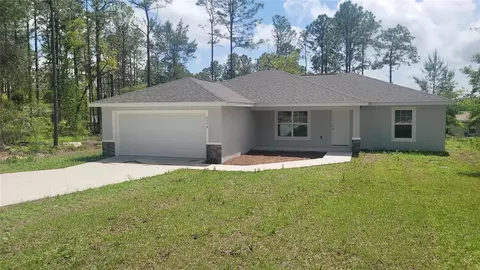 2398 W Landmark Dr, Citrus Springs, FL 34434