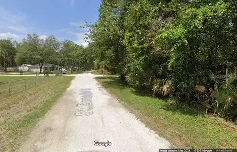 19325 St George Dr, Dunnellon, FL 34432