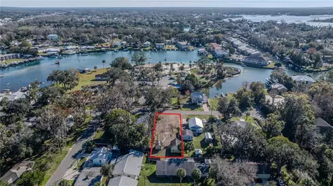 27 NE 2nd St, Crystal River, FL 34429