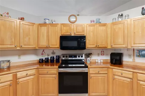 Kitchen - 2821 SE 80th St, Ocala, FL 34480 photo 5 of 5