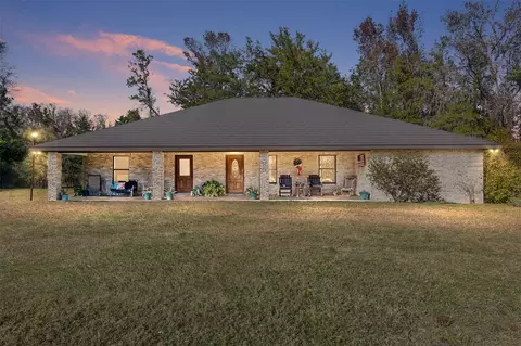 Exterior - 2821 SE 80th St, Ocala, FL 34480 photo 1 of 33
