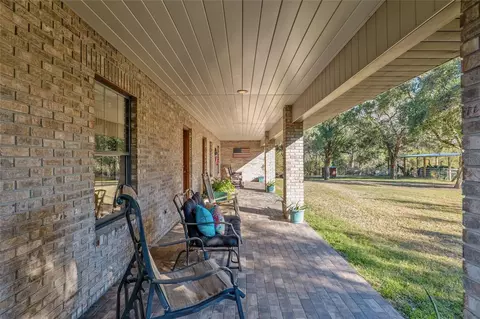 Exterior - 2821 SE 80th St, Ocala, FL 34480 photo 4 of 33