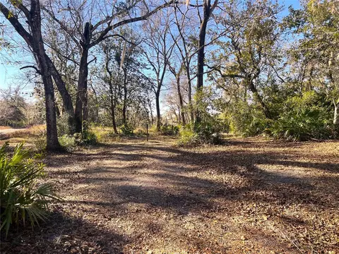 1903 W Springlake Dr, Dunnellon, FL 34434