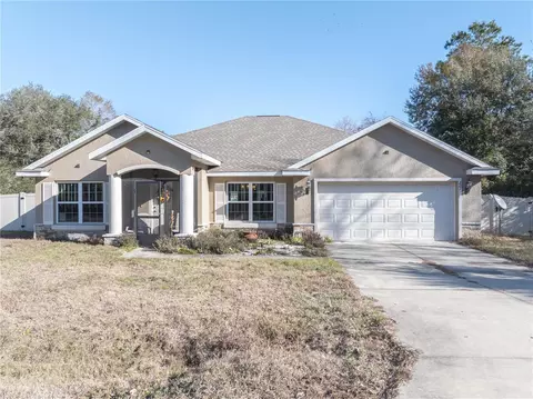 201 Emerald Loop Pass, Ocala, FL 34472