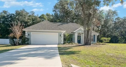 302 Brookstone Ln, Fruitland Park, FL 34731