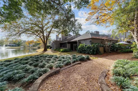 1795 SE Clatter Bridge Rd #1795, Ocala, FL 34471