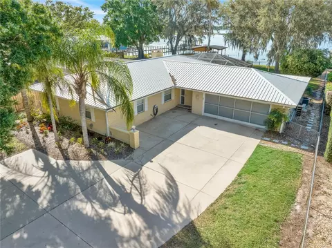 10900 SE Timucuan Rd, Summerfield, FL 34491