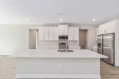 Kitchen - 574 Everett Ln, Hernando, FL 34442 photo 2 of 3