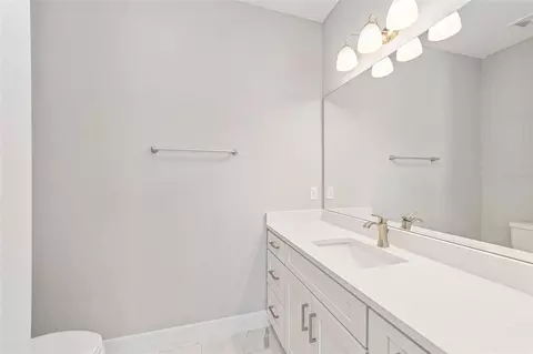 Bath - 574 Everett Ln, Hernando, FL 34442 photo 4 of 5
