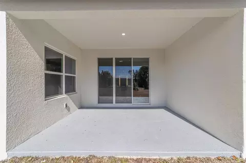 Exterior - 574 Everett Ln, Hernando, FL 34442 photo 7 of 9