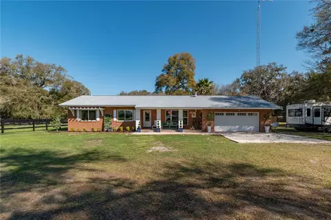 1631 NE 165th St, Citra, FL 32113