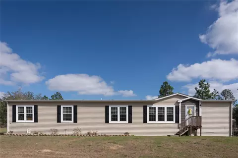 10931 NE 125th St, Archer, FL 32618