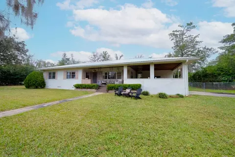 222 NW 7th St, Williston, FL 32696