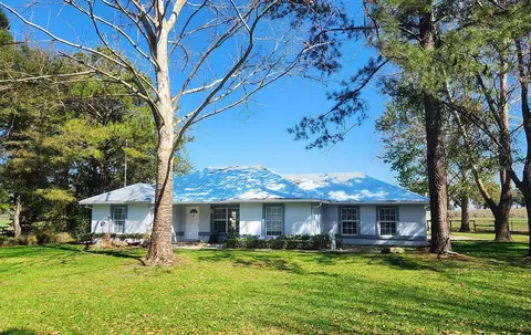 8585 NW 162nd Ct, Morriston, FL 32668