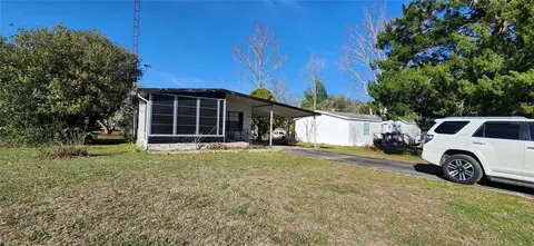 1715 NE 162nd St, Citra, FL 32113