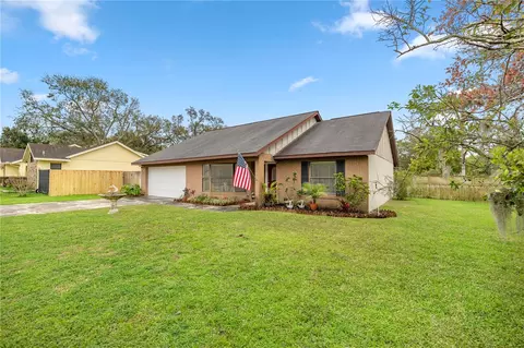 1000 Woodward Oaks Cir, Eustis, FL 32726