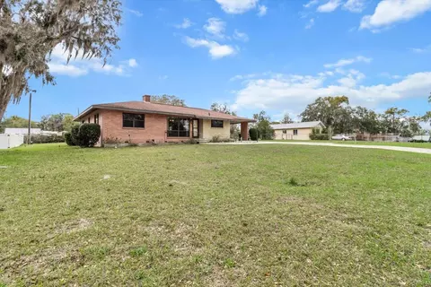 304 S Pine Ave, Inverness, FL 34452