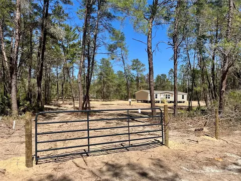5285 W Joliet Ln, Dunnellon, FL 34433