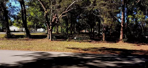 Veva Avenue, Paisley, FL 32767