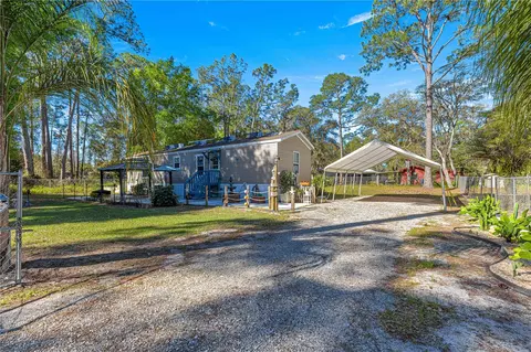 5686 SE 184th Ter, Ocklawaha, FL 32179