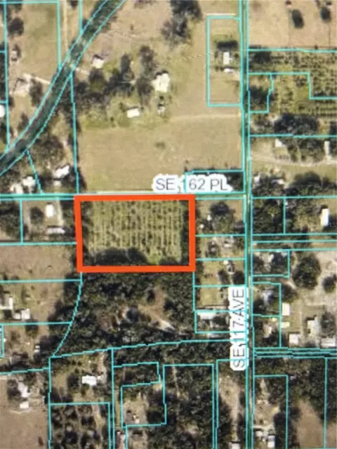 162 Nd Pl SE, Weirsdale, FL 32195