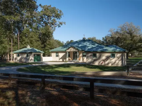 3 Carry Back Rd, Ocala, FL 34482