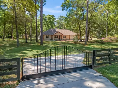 16 Northern Dancer Dr, Ocala, FL 34482