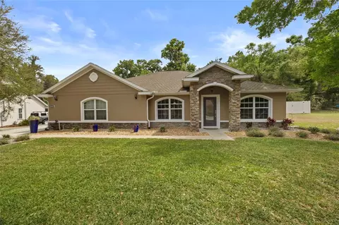 10125 SE 42nd Ct, Belleview, FL 34420
