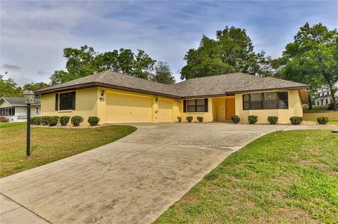8087 E Decatur Ct, Floral City, FL 34436