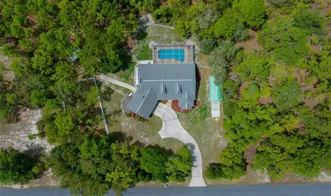 4444 W Horseshoe Dr, Beverly Hills, FL 34465