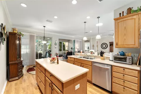 Kitchen - 9290 SE 120th Loop, Summerfield, FL 34491 photo 5 of 6