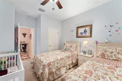 Bedroom - 9290 SE 120th Loop, Summerfield, FL 34491 photo 6 of 8