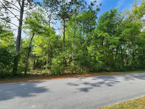 1 Anchor Blvd #18, Dunnellon, FL 34431