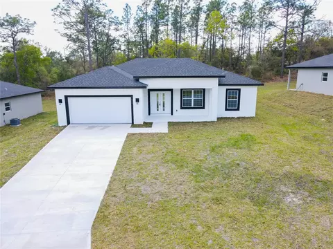 7056 N Maltese Dr, Citrus Springs, FL 34433