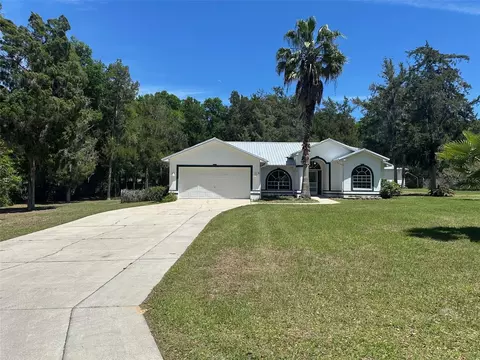 6205 S Shadowood Pt, Floral City, FL 34436