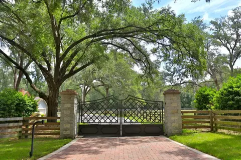 Exterior - 10925 SW 16th Ave, Ocala, FL 34476 photo 9 of 24