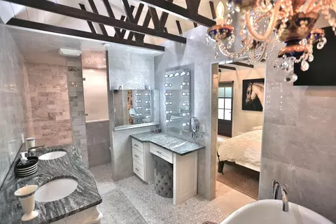Bath - 10925 SW 16th Ave, Ocala, FL 34476 photo 1 of 9