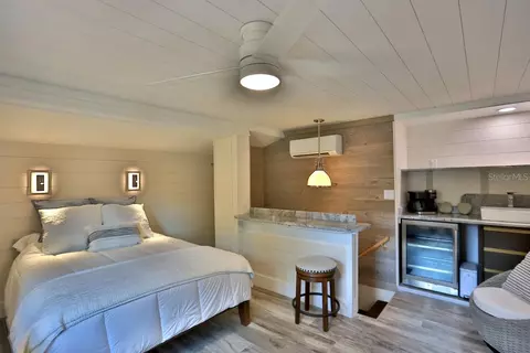 Bedroom - 10925 SW 16th Ave, Ocala, FL 34476 photo 6 of 10