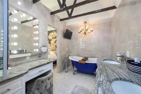 Bath - 10925 SW 16th Ave, Ocala, FL 34476 photo 3 of 9