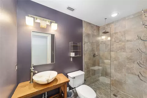 Bath - 1251 SW 43rd Pl, Ocala, FL 34471 photo 2 of 8