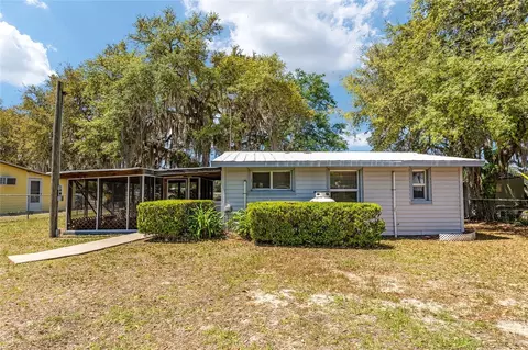 150 Clearwater Lake Rd, Hawthorne, FL 32640