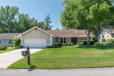 8120 NW 48th Ln, Ocala, FL 34482
