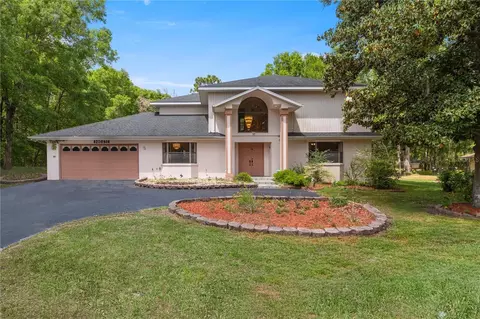 8210 N Golfview Dr, Citrus Springs, FL 34434