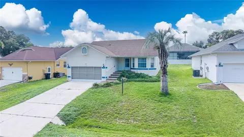 906 W Colbert Ct, Beverly Hills, FL 34465
