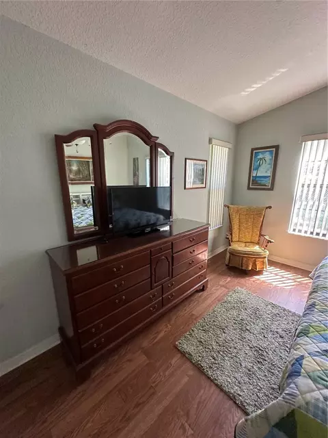 Bedroom - 2127 N E 40th Ave, Ocala, FL 34470 photo 2 of 5