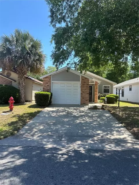 2127 N E 40th Ave, Ocala, FL 34470