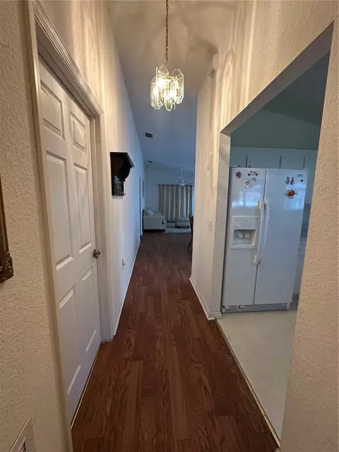 Entry Way - 2127 N E 40th Ave, Ocala, FL 34470 photo 2 of 2