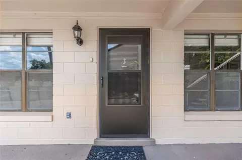 2433 NE 7th St #3, Ocala, FL 34470